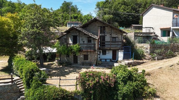 casa indipendente in vendita a Giaveno in zona Alpe Colombino