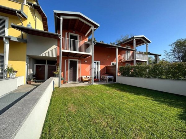 casa indipendente in vendita a Giaveno in zona Villa