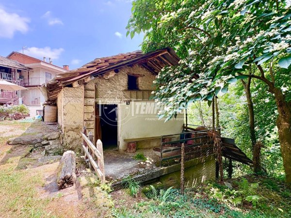 casa indipendente in vendita a Giaveno