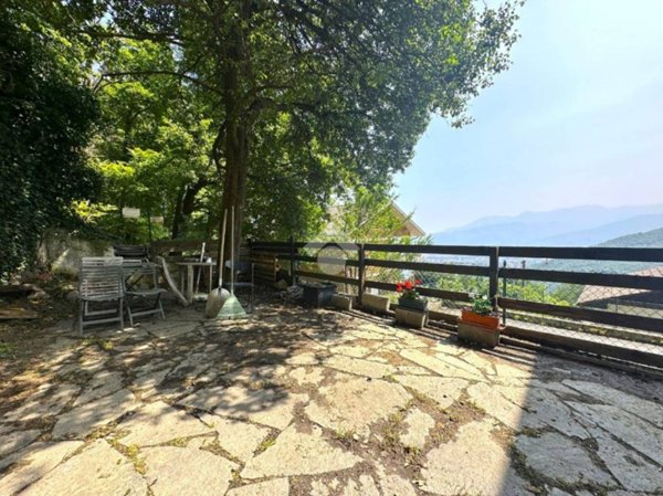 appartamento in vendita a Giaveno in zona Sala