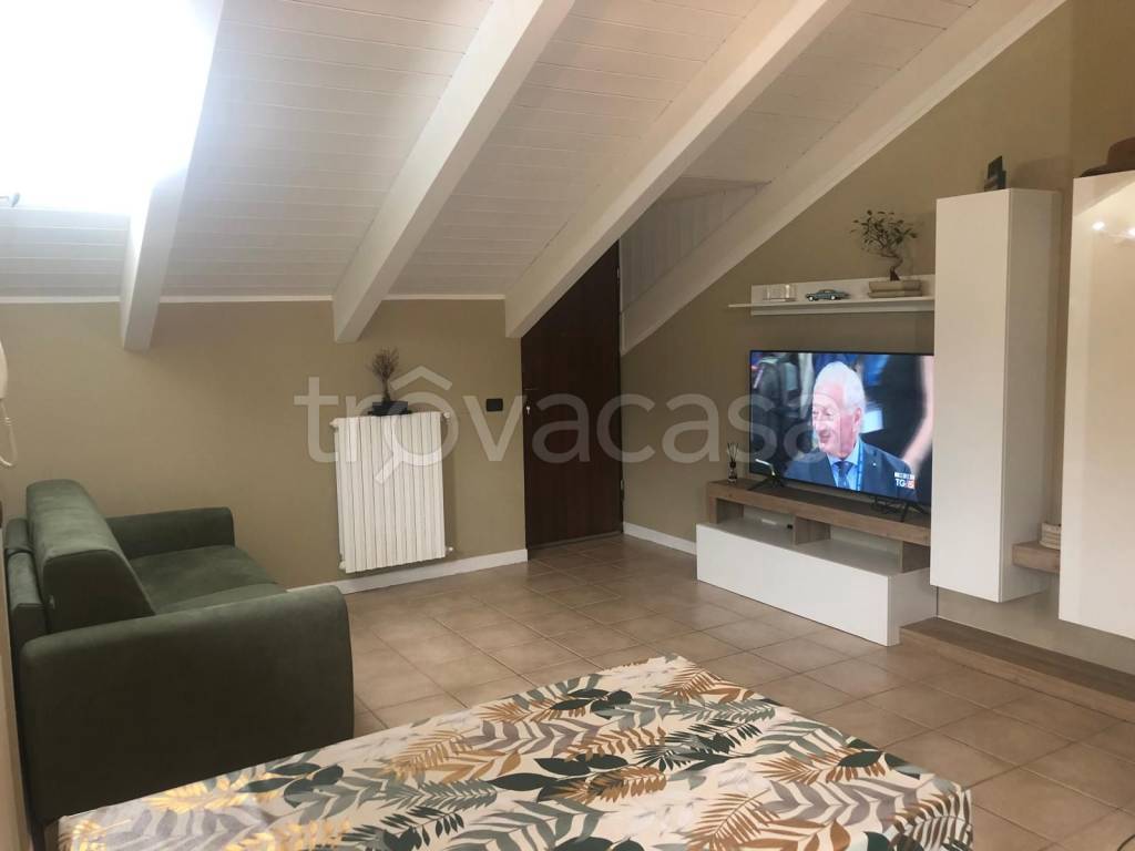 appartamento in vendita a Giaveno in zona Pontepietra
