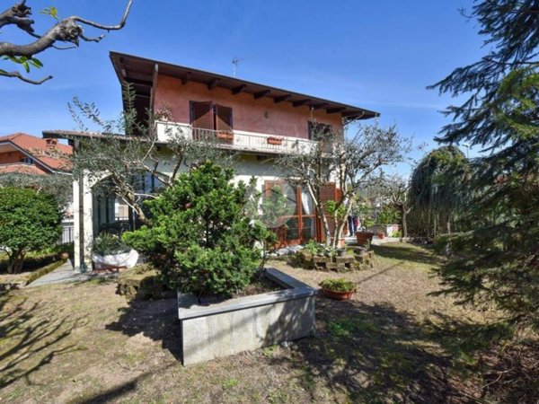 casa indipendente in vendita a Giaveno