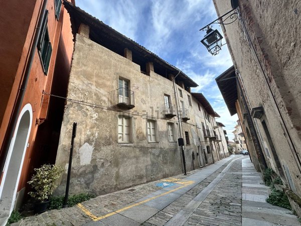 casa semindipendente in vendita a Giaveno in zona Colpastore