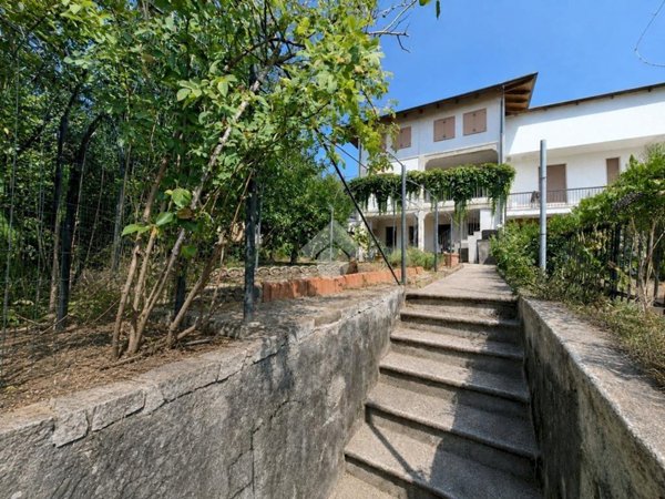 casa semindipendente in vendita a Giaveno