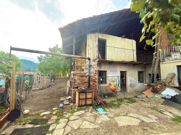 casa semindipendente in vendita a Giaveno in zona Ruata Sangone