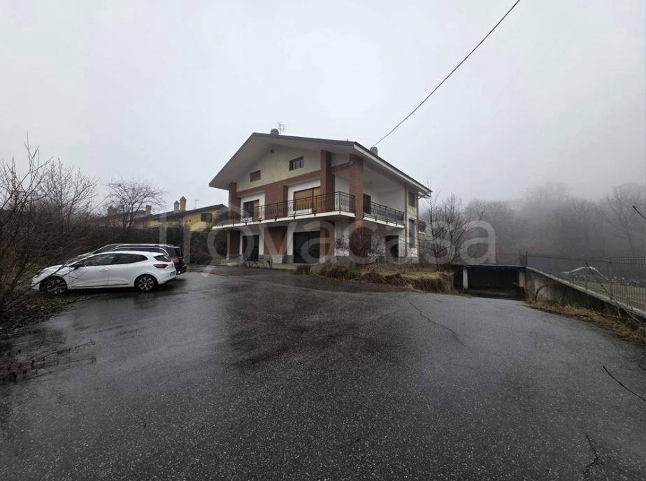 appartamento in vendita a Giaveno in zona Selvaggio