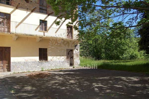 casale in vendita a Giaveno
