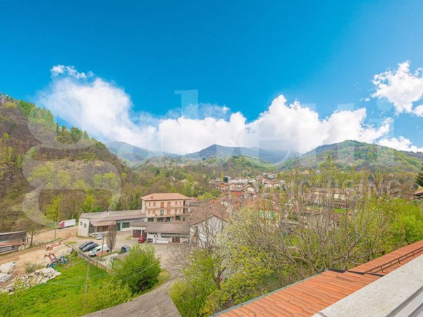 appartamento in vendita a Giaveno in zona Pontepietra