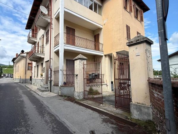 appartamento in vendita a Giaveno in zona Ruata Sangone