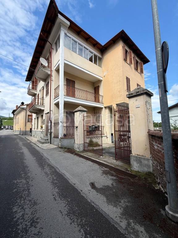 appartamento in vendita a Giaveno in zona Ruata Sangone
