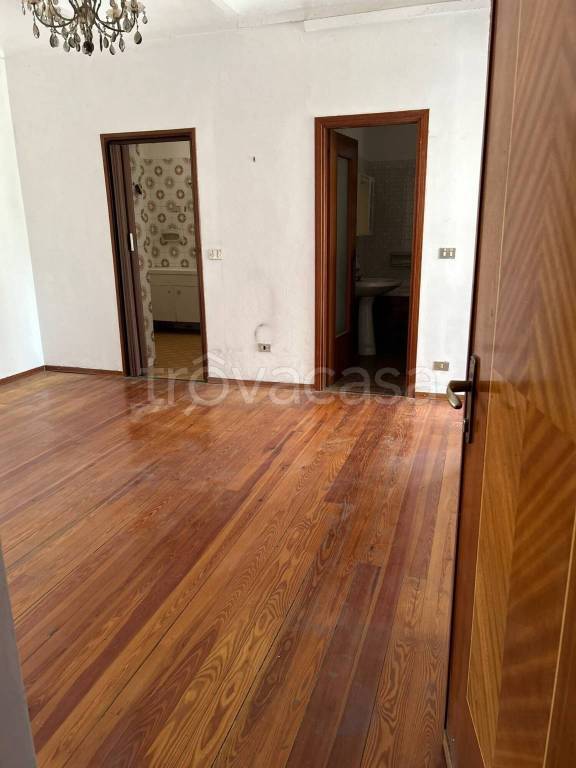 appartamento in vendita a Giaveno in zona Ruata Sangone