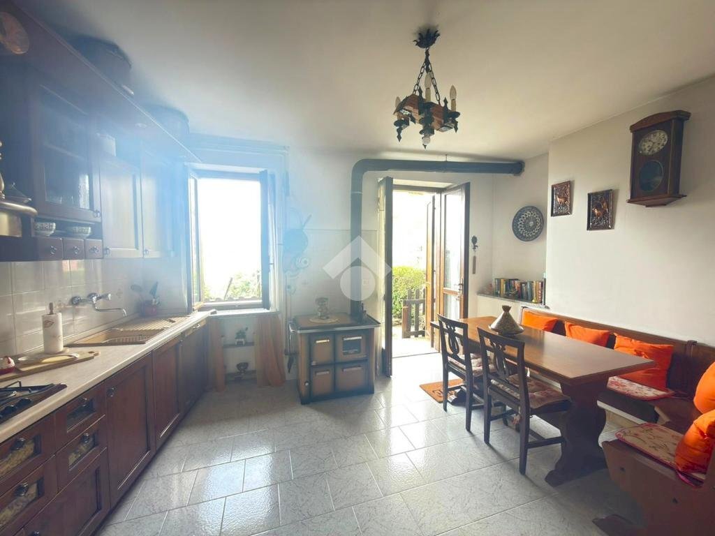 casa semindipendente in vendita a Giaveno