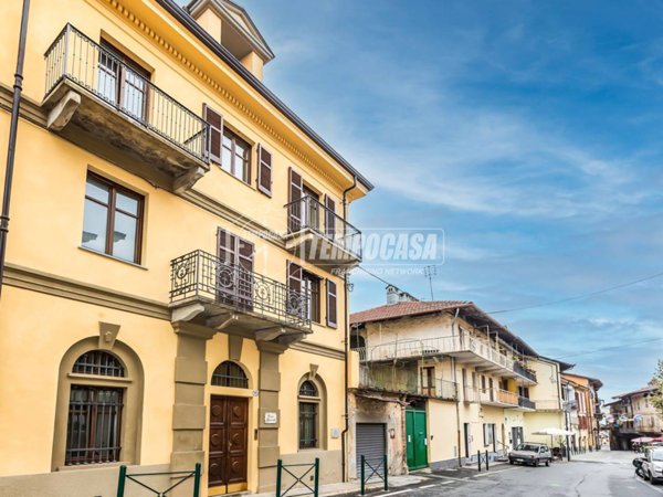 appartamento in vendita a Giaveno in zona Colpastore