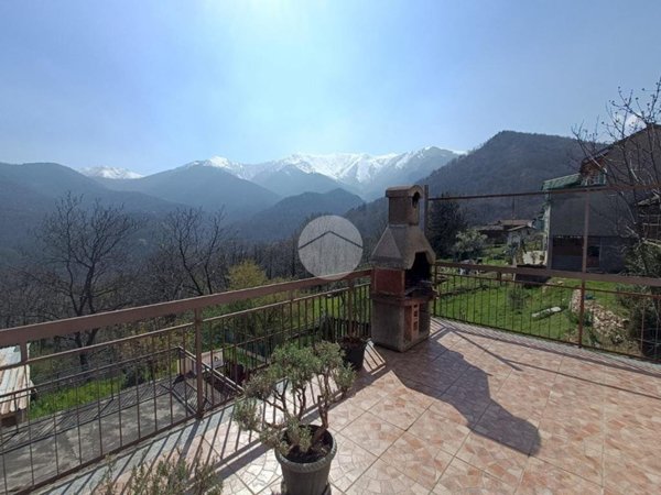 appartamento in vendita a Giaveno in zona Chiarmetta
