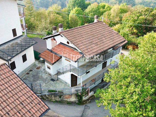 casa indipendente in vendita a Giaveno