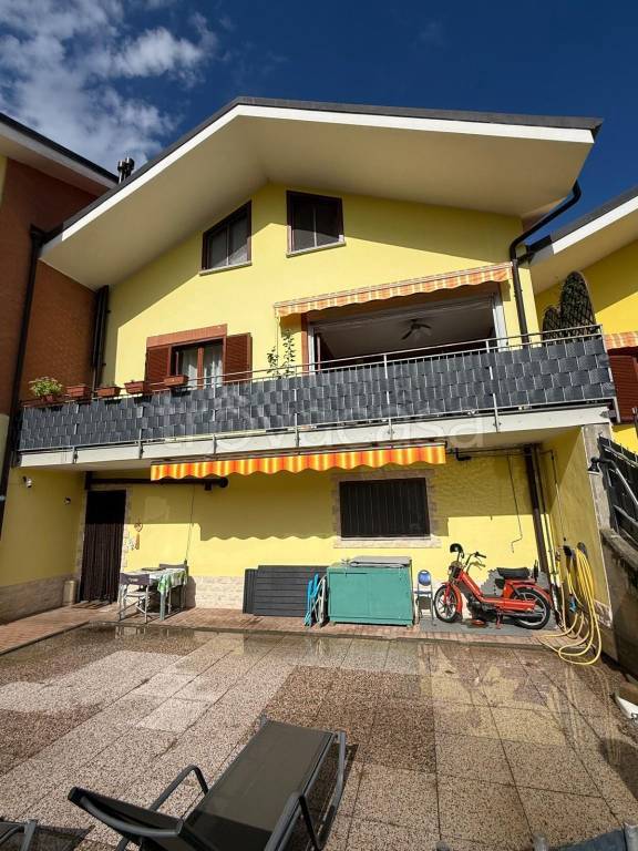 casa indipendente in vendita a Givoletto in zona Santa Maria