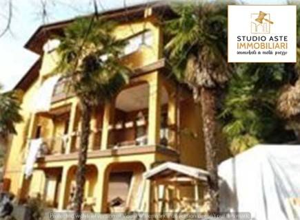 appartamento in vendita a Givoletto in zona Santa Maria