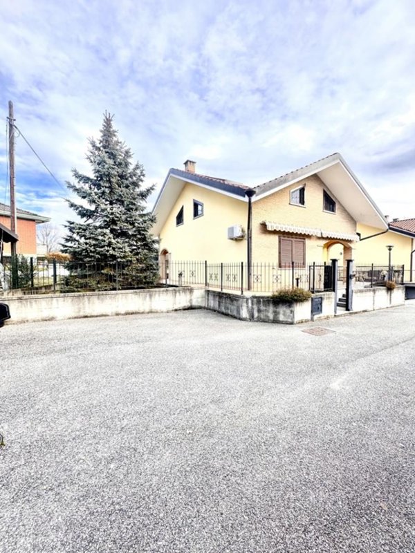 casa indipendente in vendita a Givoletto