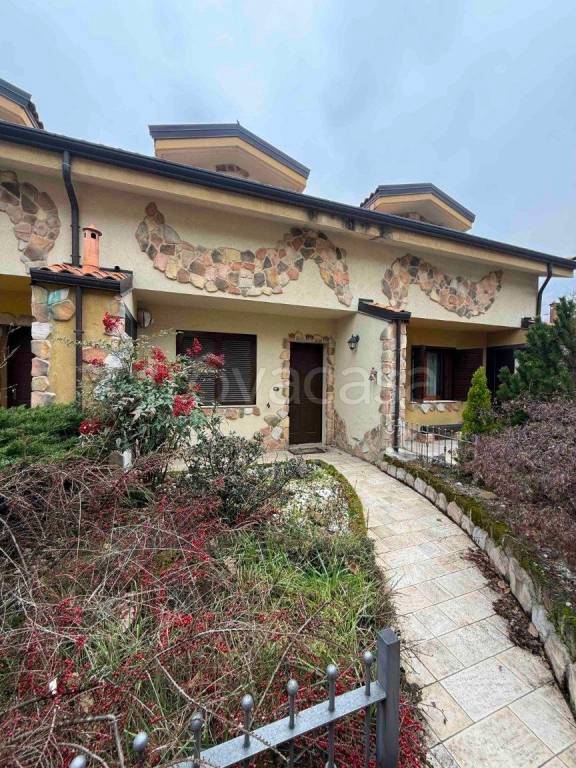 casa indipendente in vendita a Givoletto in zona Santa Maria