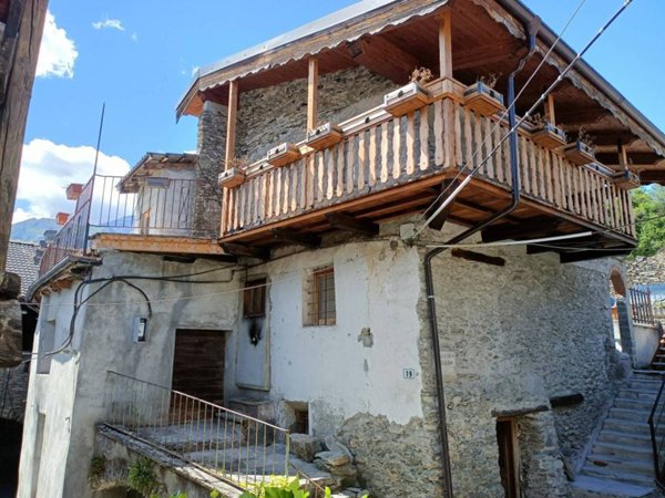 casa indipendente in vendita a Gravere