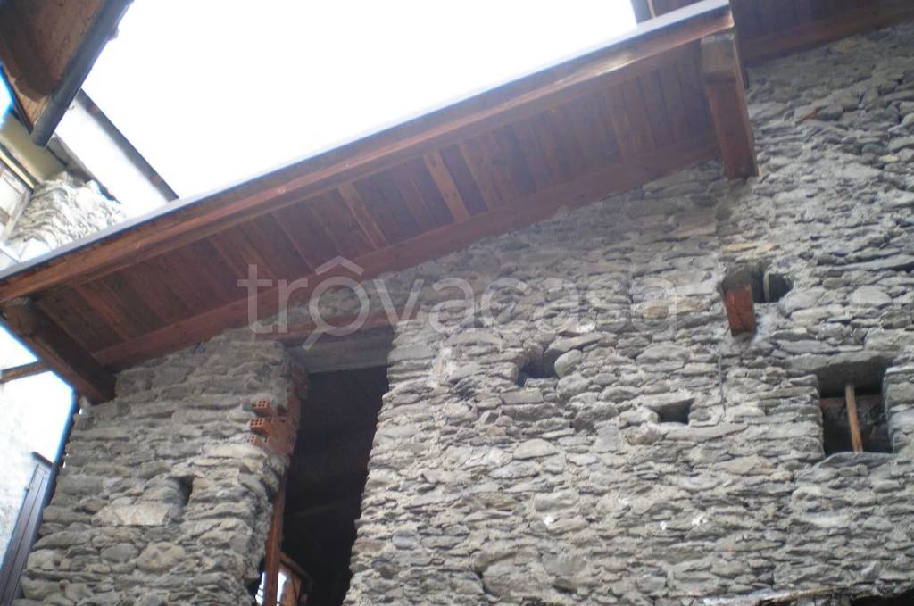casale in vendita a Gravere