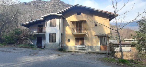 casa indipendente in vendita a Gravere