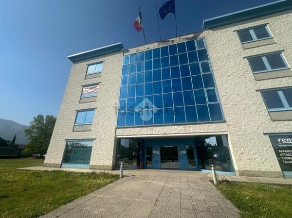 ufficio in vendita a Gravere