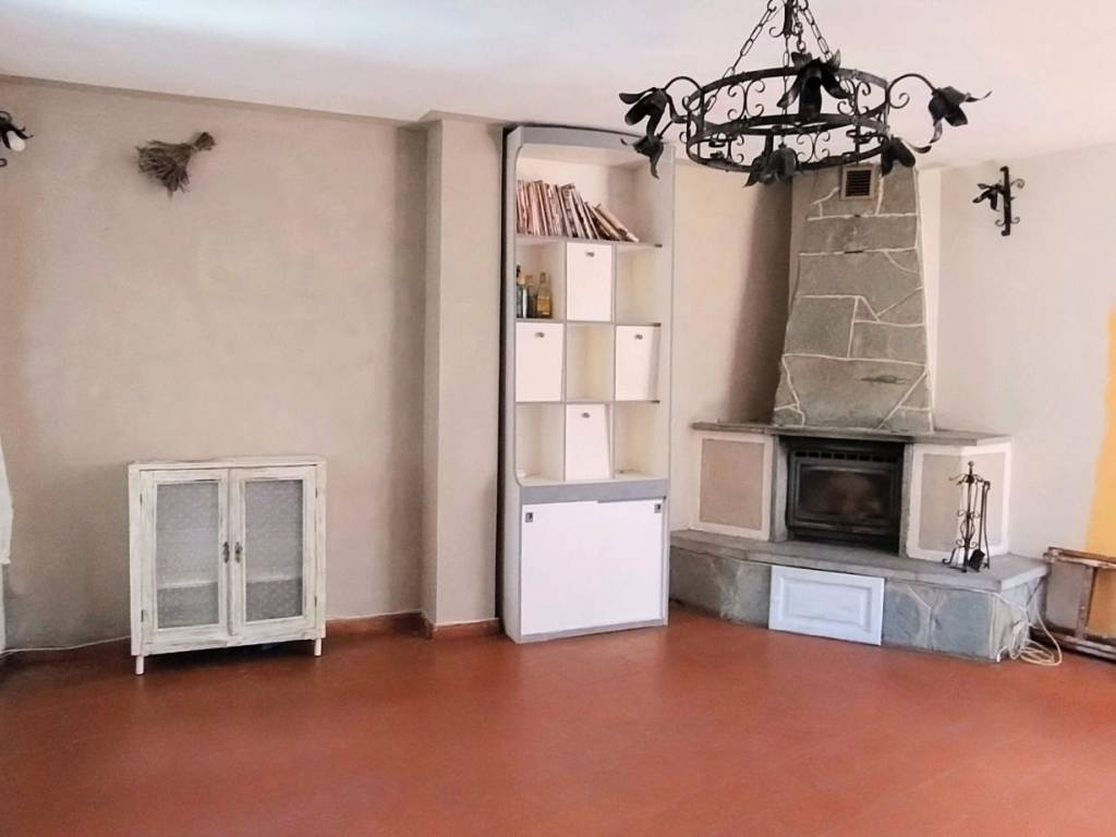 casa indipendente in vendita a Gravere