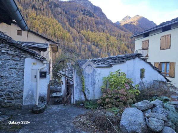 casa semindipendente in vendita a Groscavallo in zona Bonzo