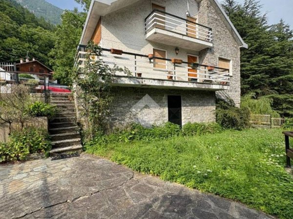 casa indipendente in vendita a Groscavallo in zona Bonzo