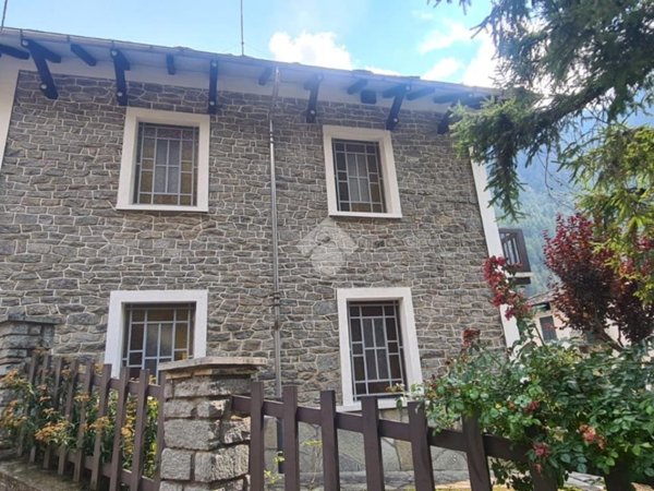 casa indipendente in vendita a Groscavallo in zona Bonzo