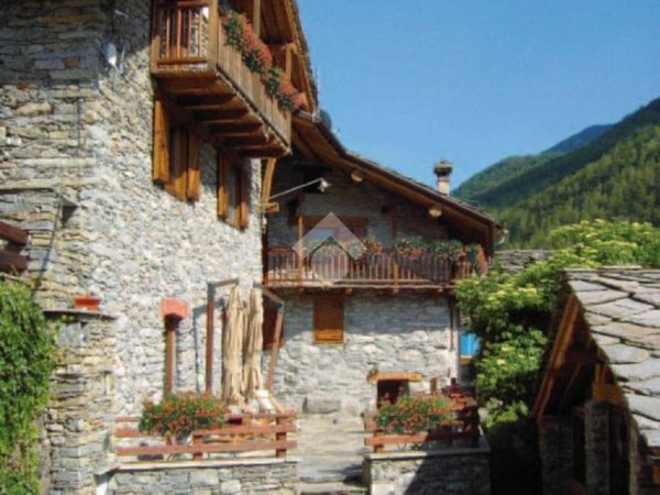 casa indipendente in vendita a Groscavallo in zona Bonzo