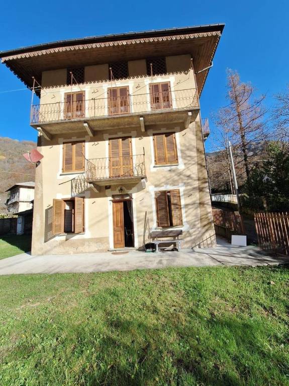 appartamento in vendita a Groscavallo in zona Pialpetta