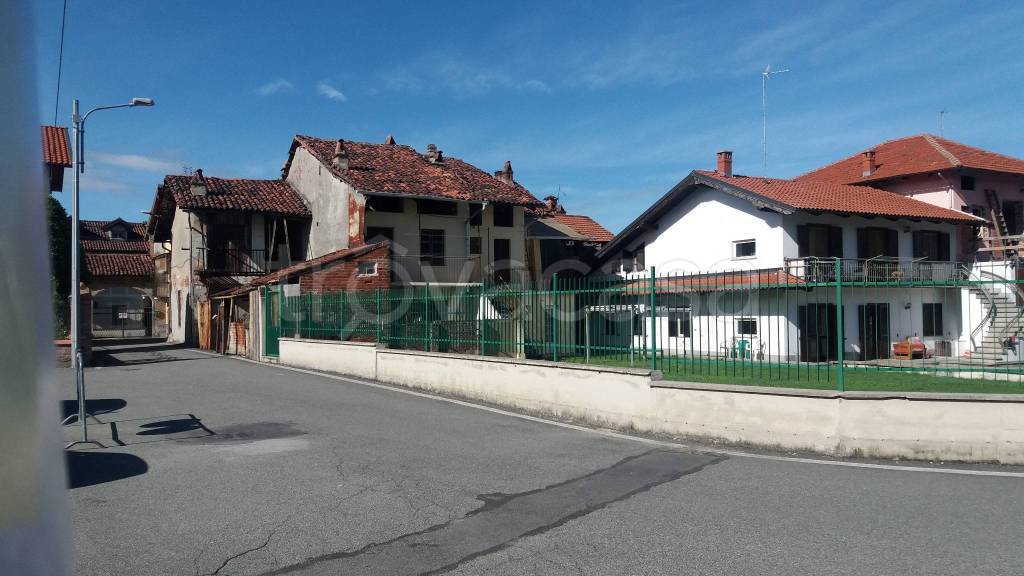 casa indipendente in vendita a Grosso