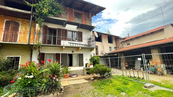 casa indipendente in vendita a Grosso