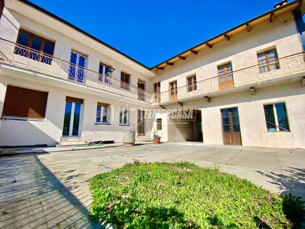 casa indipendente in vendita a Grosso