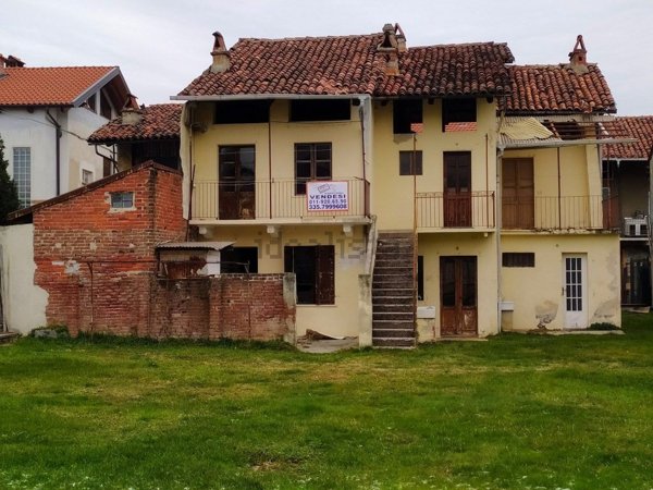 casa indipendente in vendita a Grosso