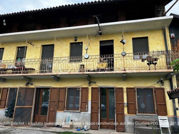 casa indipendente in vendita a Grosso