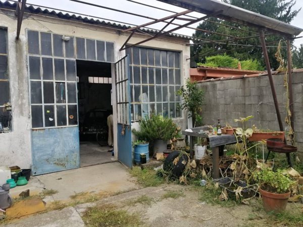 negozio in vendita a Grugliasco