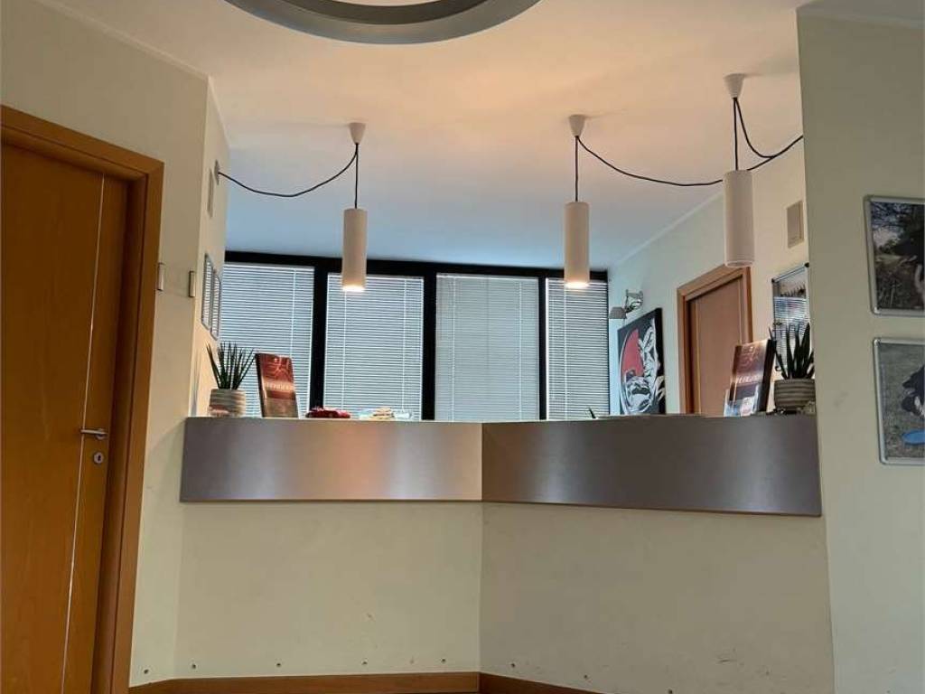 ufficio in vendita a Grugliasco