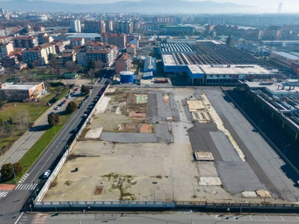 locale commerciale in vendita a Grugliasco in zona Lesna
