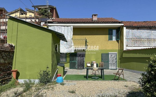 casa indipendente in vendita a Grugliasco