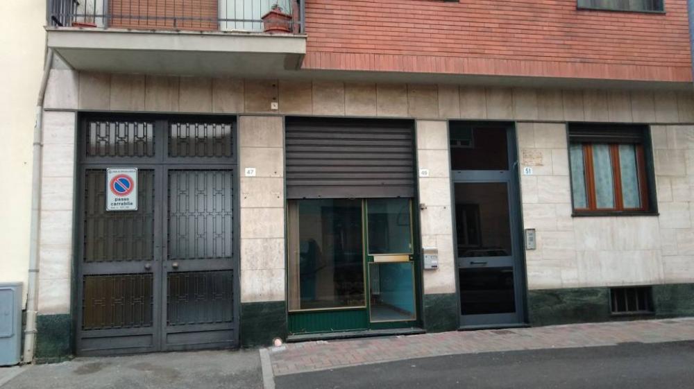 negozio in vendita a Grugliasco