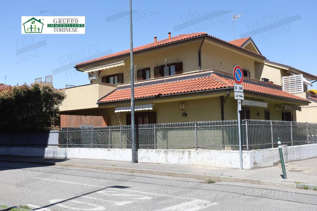 appartamento in vendita a Grugliasco in zona Fabbrichetta