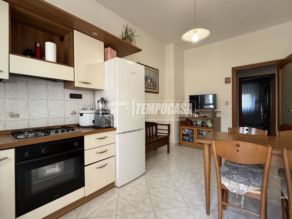 appartamento in vendita a Grugliasco in zona Lesna