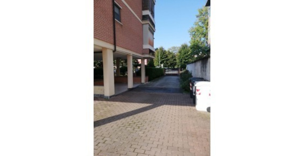 locale commerciale in vendita a Grugliasco