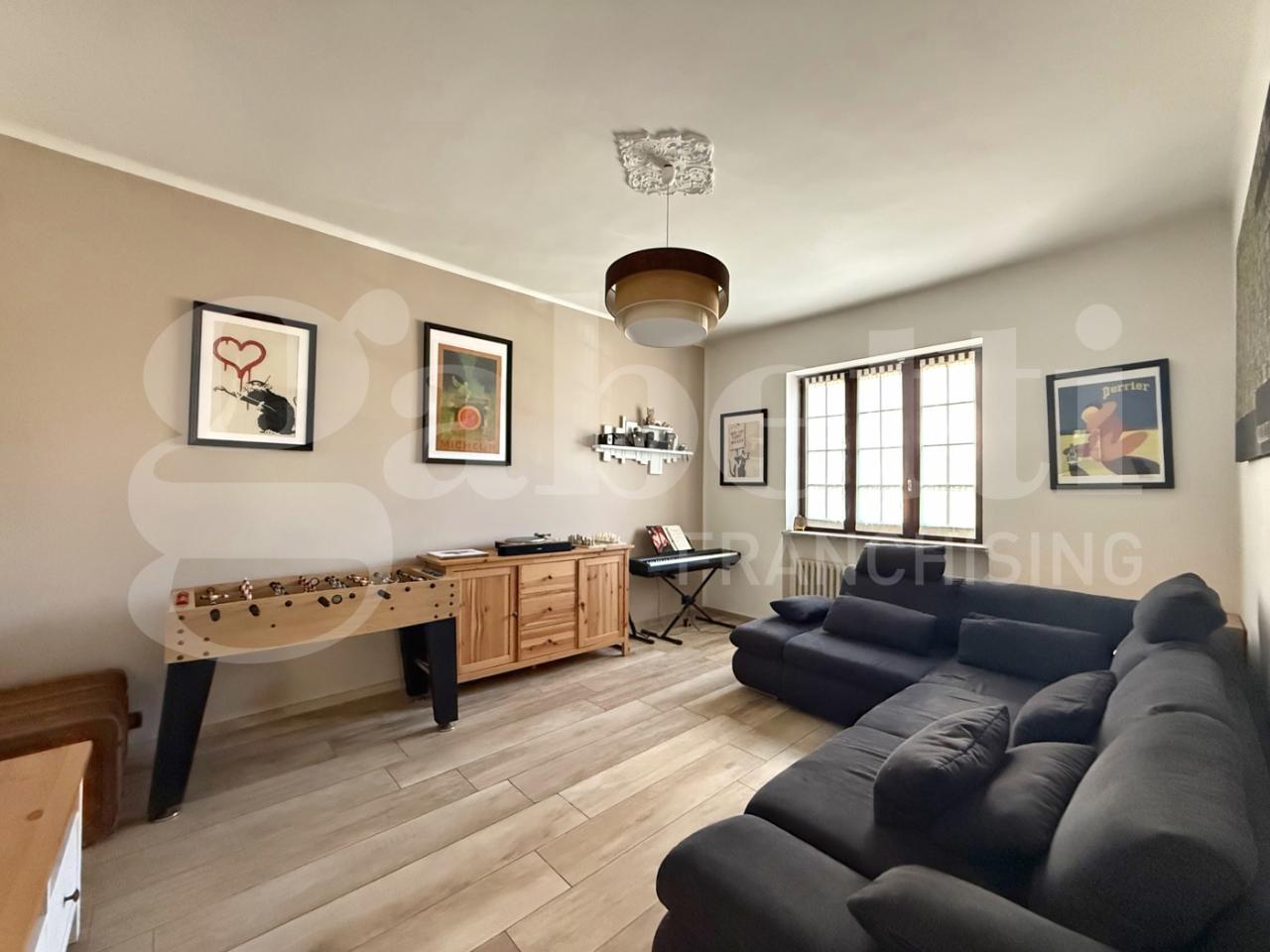 casa indipendente in vendita a Grugliasco