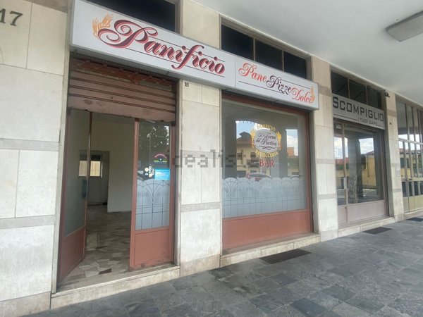 locale commerciale in vendita a Grugliasco