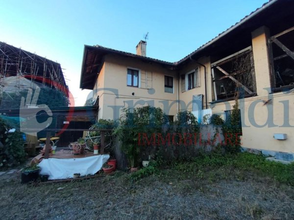 casa indipendente in vendita a Grugliasco