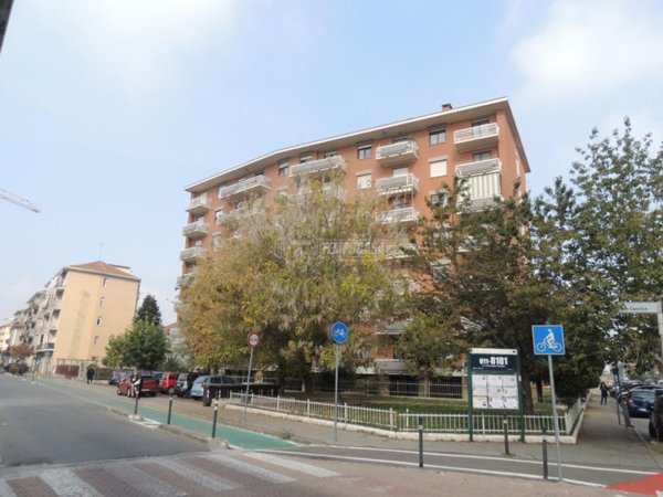 appartamento in vendita a Grugliasco in zona San Giacomo
